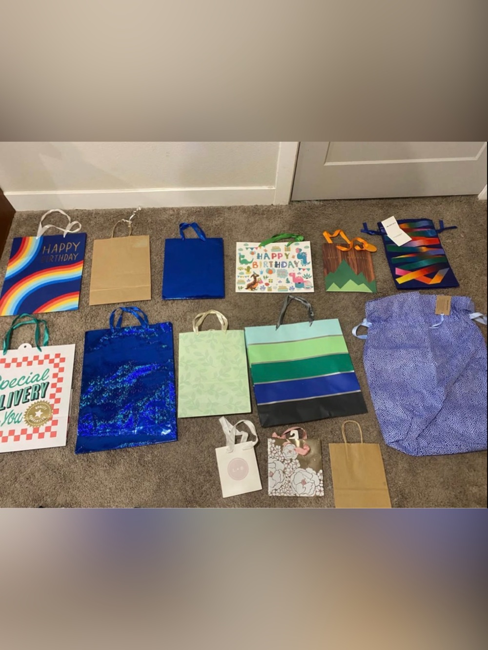 Assorted Blue Gift Bags Party Pack - Home Party Supplies